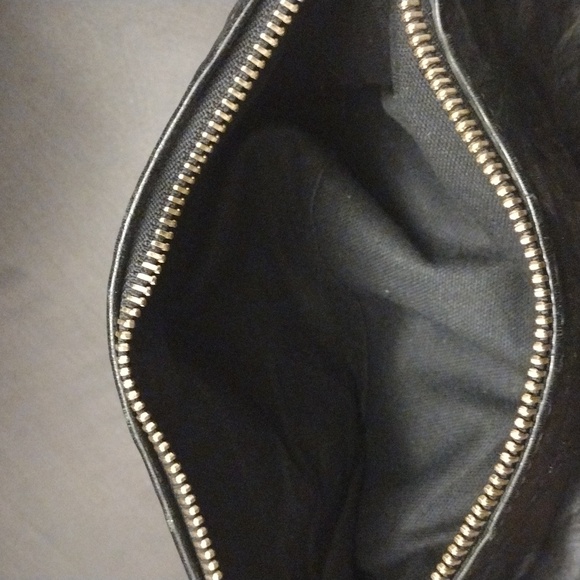 Givenchy Purse Black -  Authentic Handbag EUC bag - Picture 14 of 17